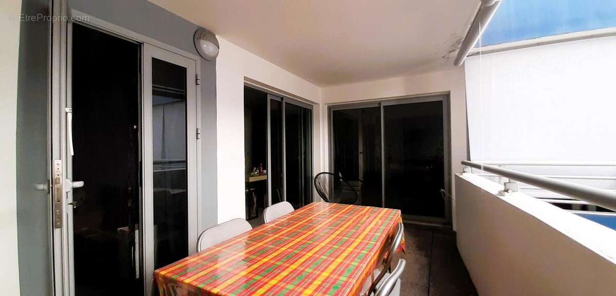 Photo 3 - Appartement à SAINT-DENIS