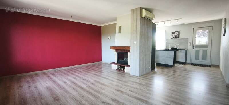Maison à AIFFRES (79) - photo 17