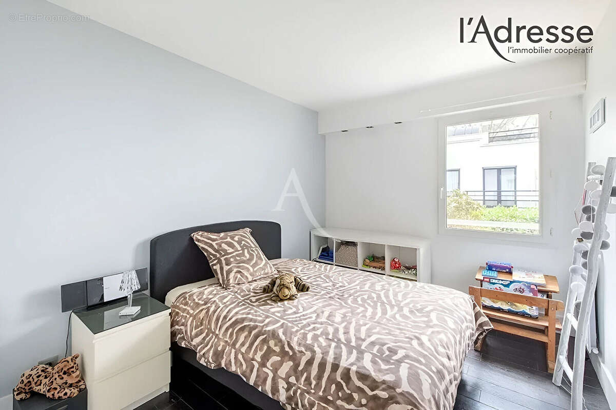 Appartement à SURESNES