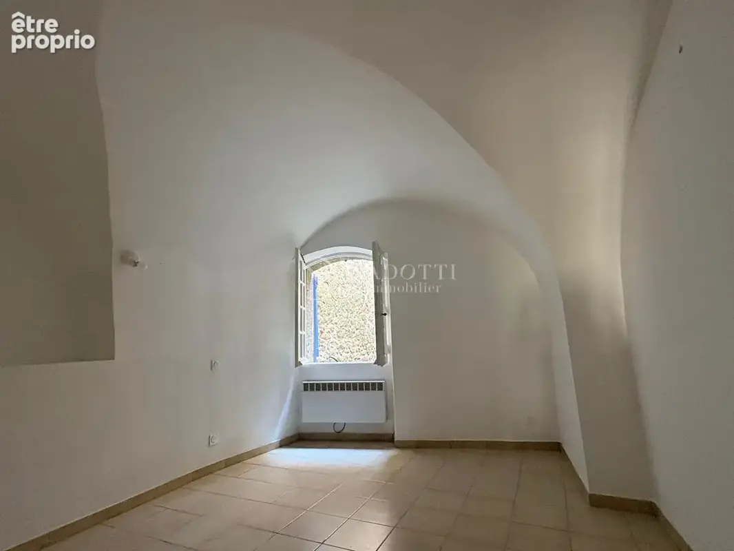 Ensemble immobilier avec garage et cave - Lauris 84 (30mn Aix-en-Pce) - photo 5