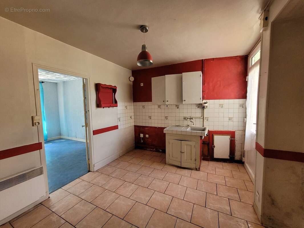 Maison 73 m² à Moutiers-Au-Perche  - photo 4