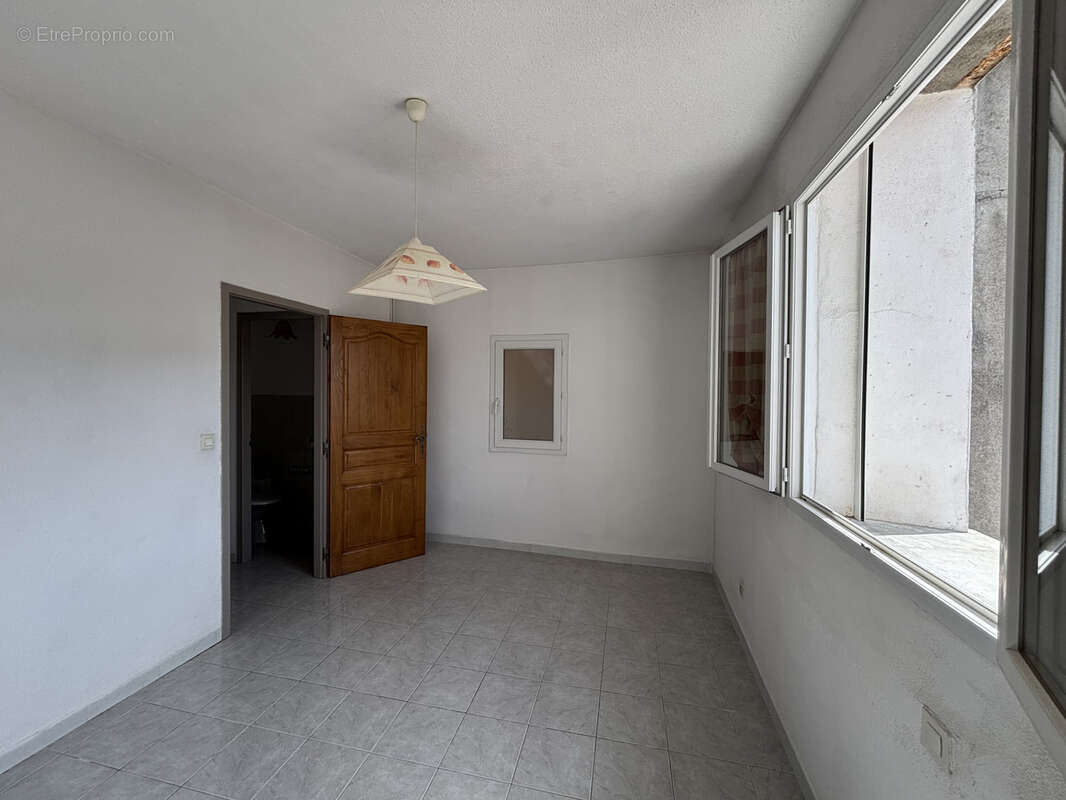 Appartement à GANGES