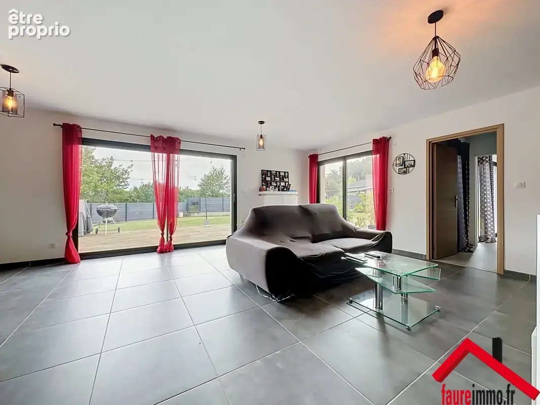 Maison a varetz en correze - photo 5