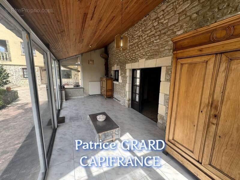 Propriete à vendre 11 pièces et 9 chalets aménagés - photo 17