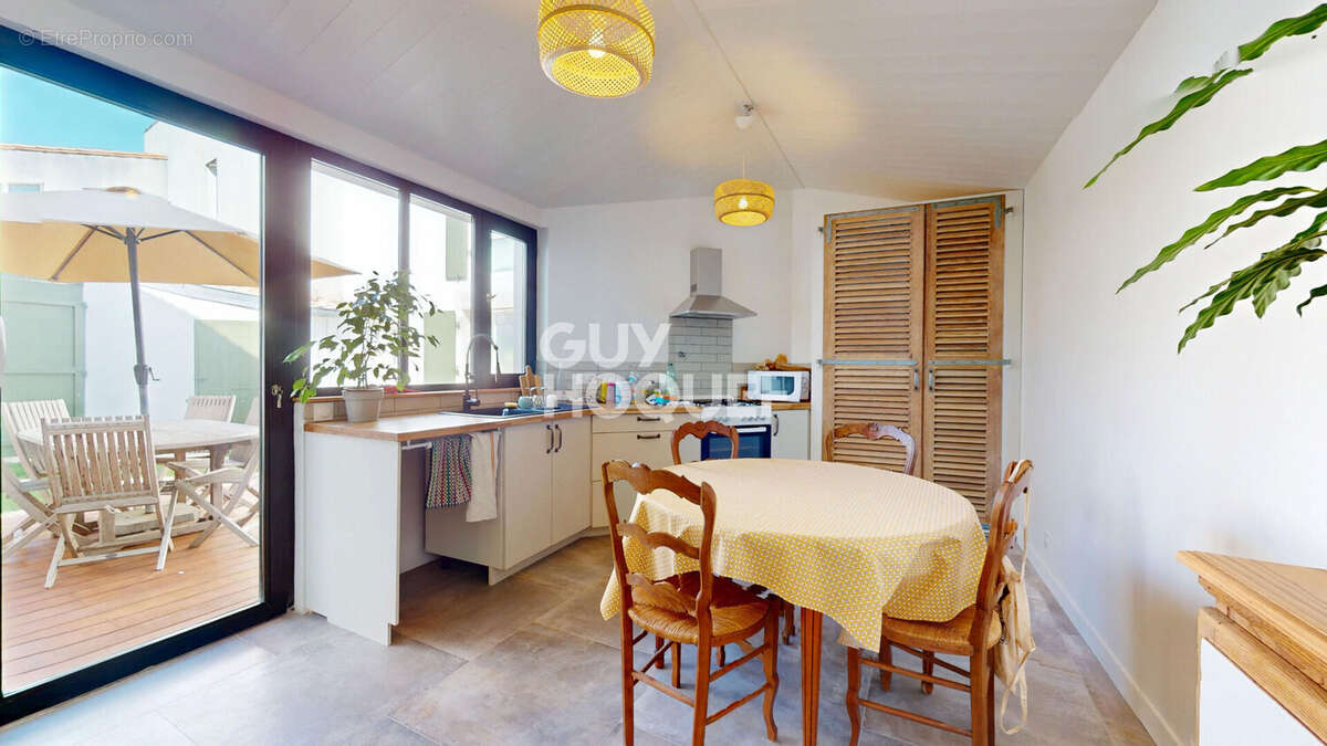 Maison à SAINTE-MARIE-DE-RE