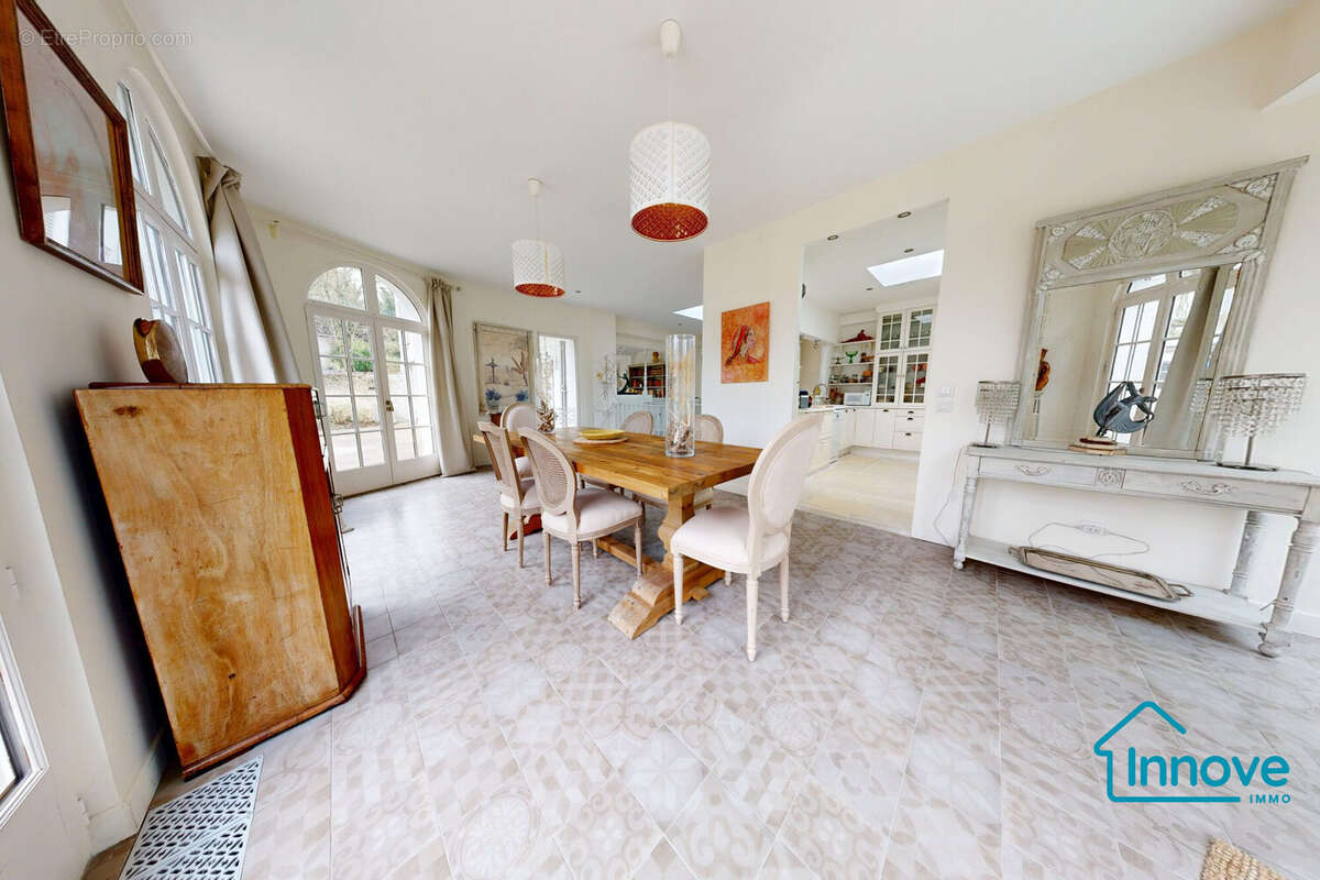 Maison à MARLY-LE-ROI