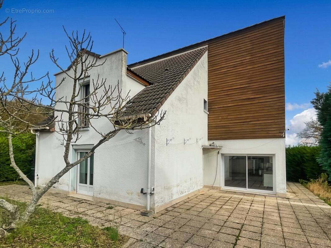 Maison à OISSEL