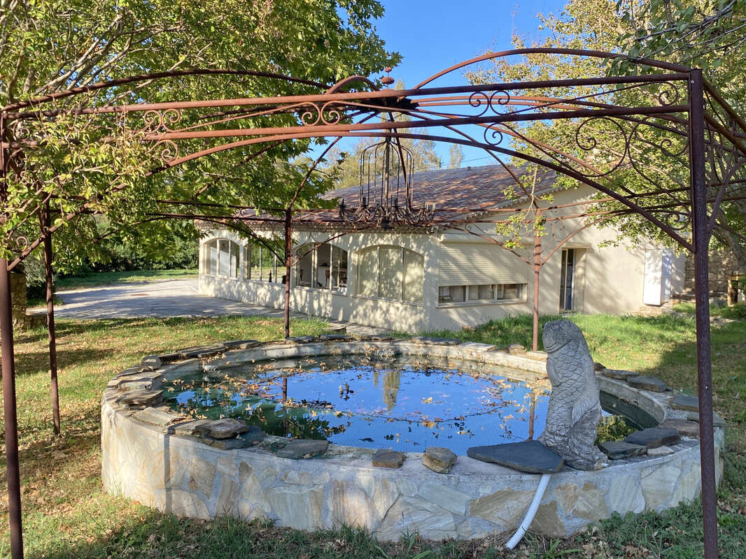 Maison à PLAN-DE-LA-TOUR