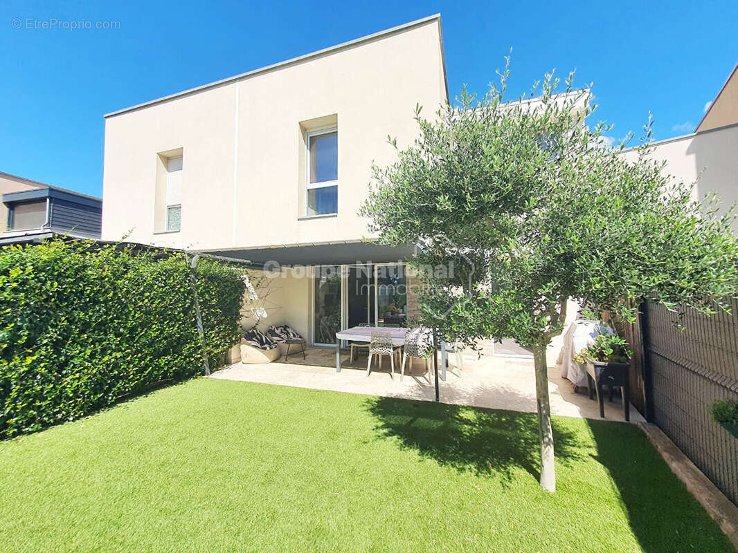 Maison à PORT-DE-BOUC