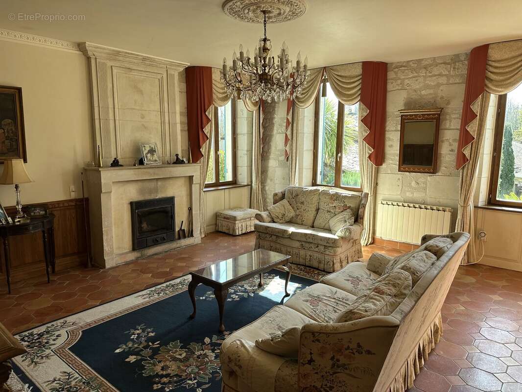 Maison à SAINT-FORT-SUR-GIRONDE