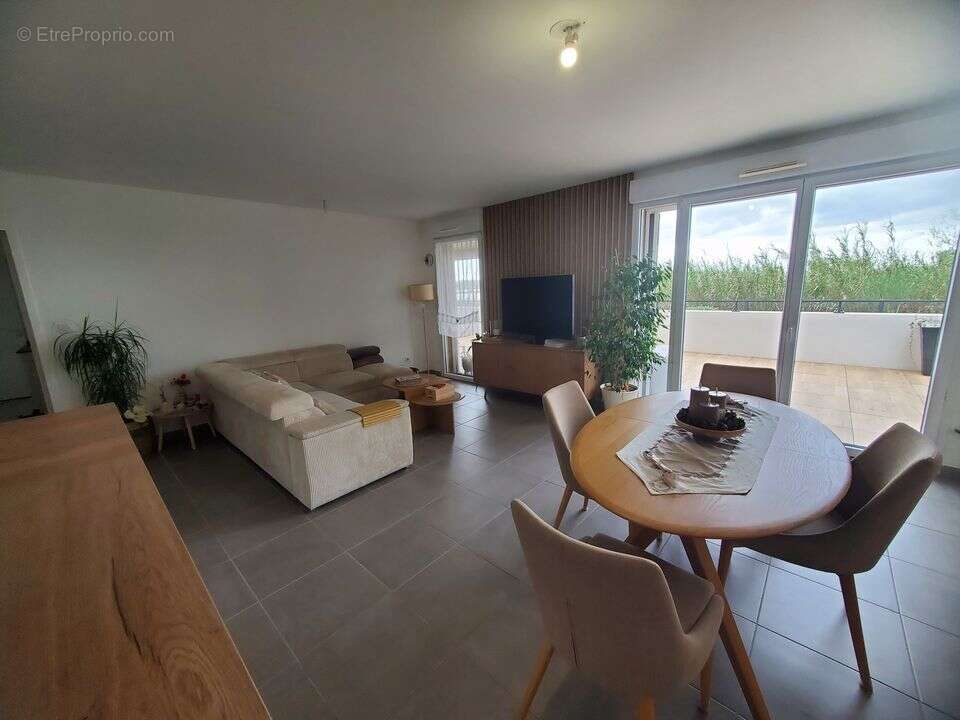 Appartement à VITROLLES