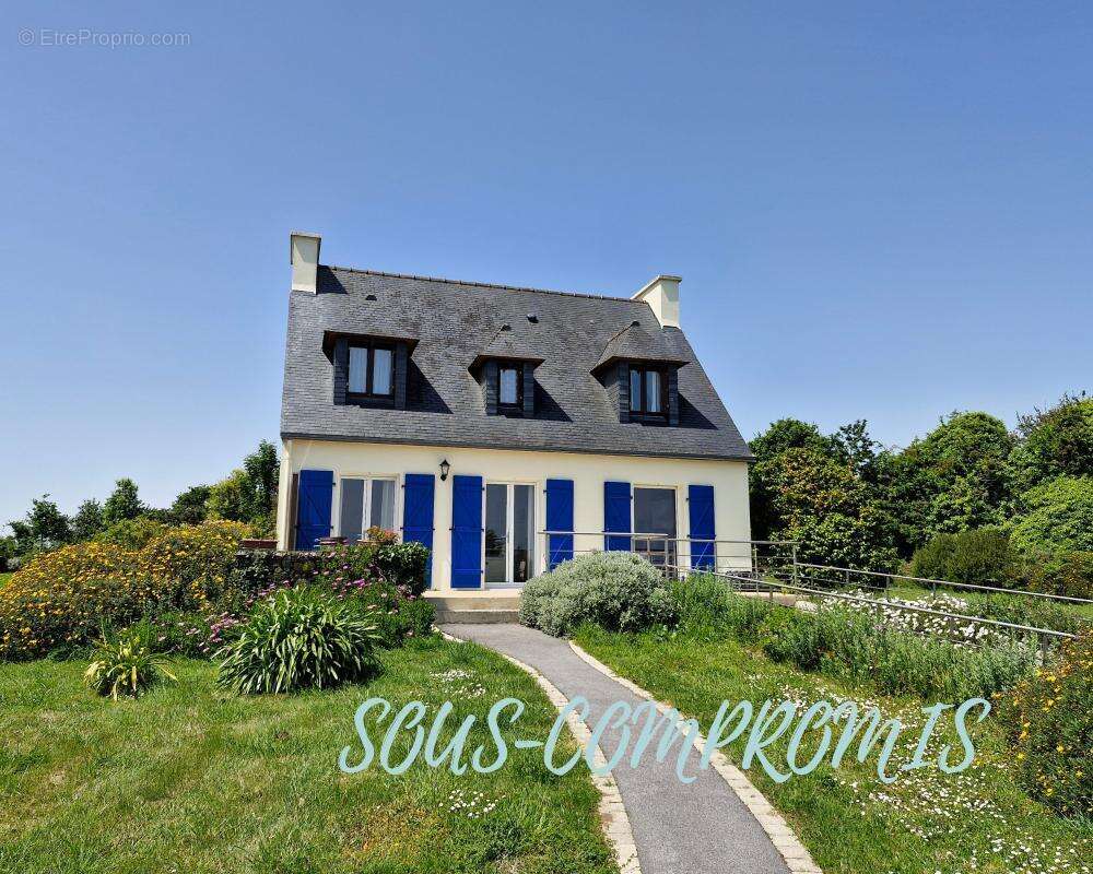 Maison à ROSCANVEL