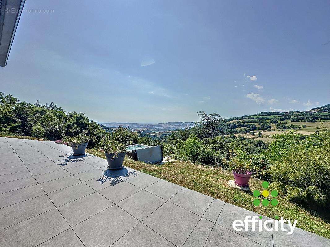 Maison à SAINTE-CATHERINE