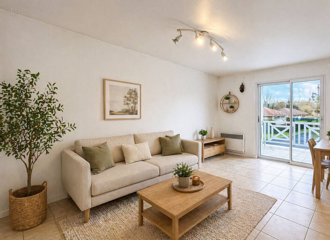 Appartement à ANGRESSE