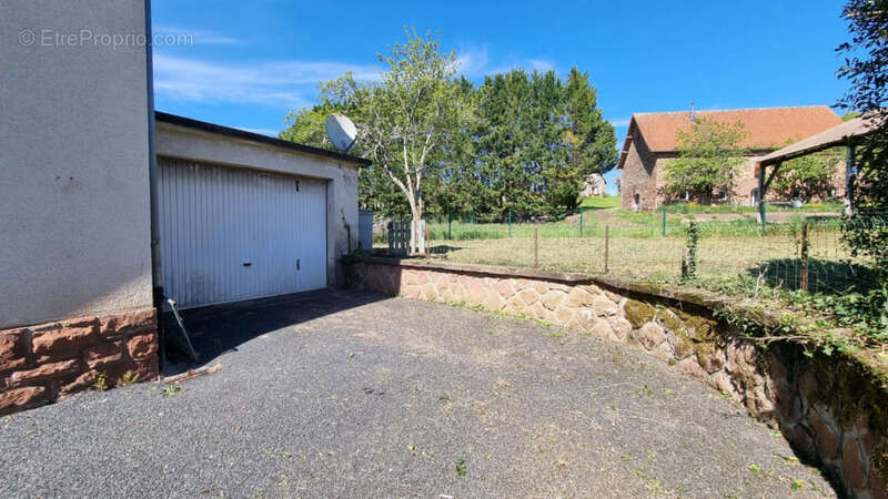 Maison à LE PESCHER