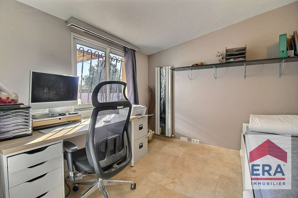 Maison à CHATEAURENARD