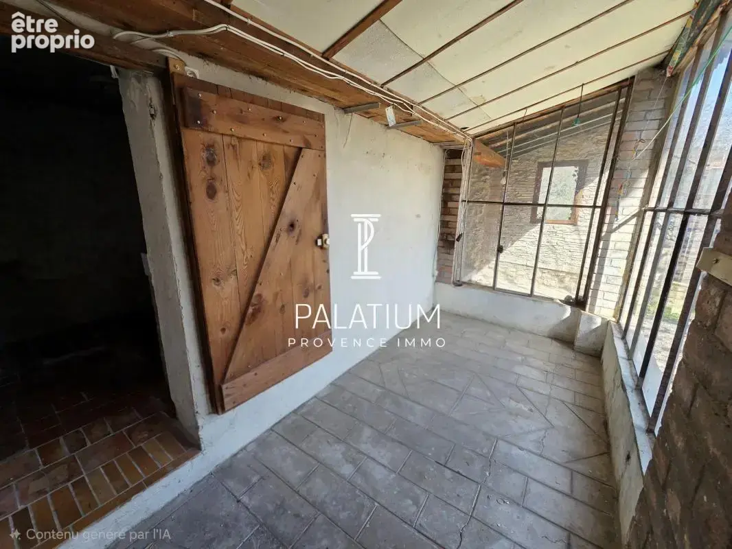 FORCALQUIER – Maison de Ville de 76 m² à Rénover avec Jardin, Dépendance et Garage Sécurisé - photo 14
