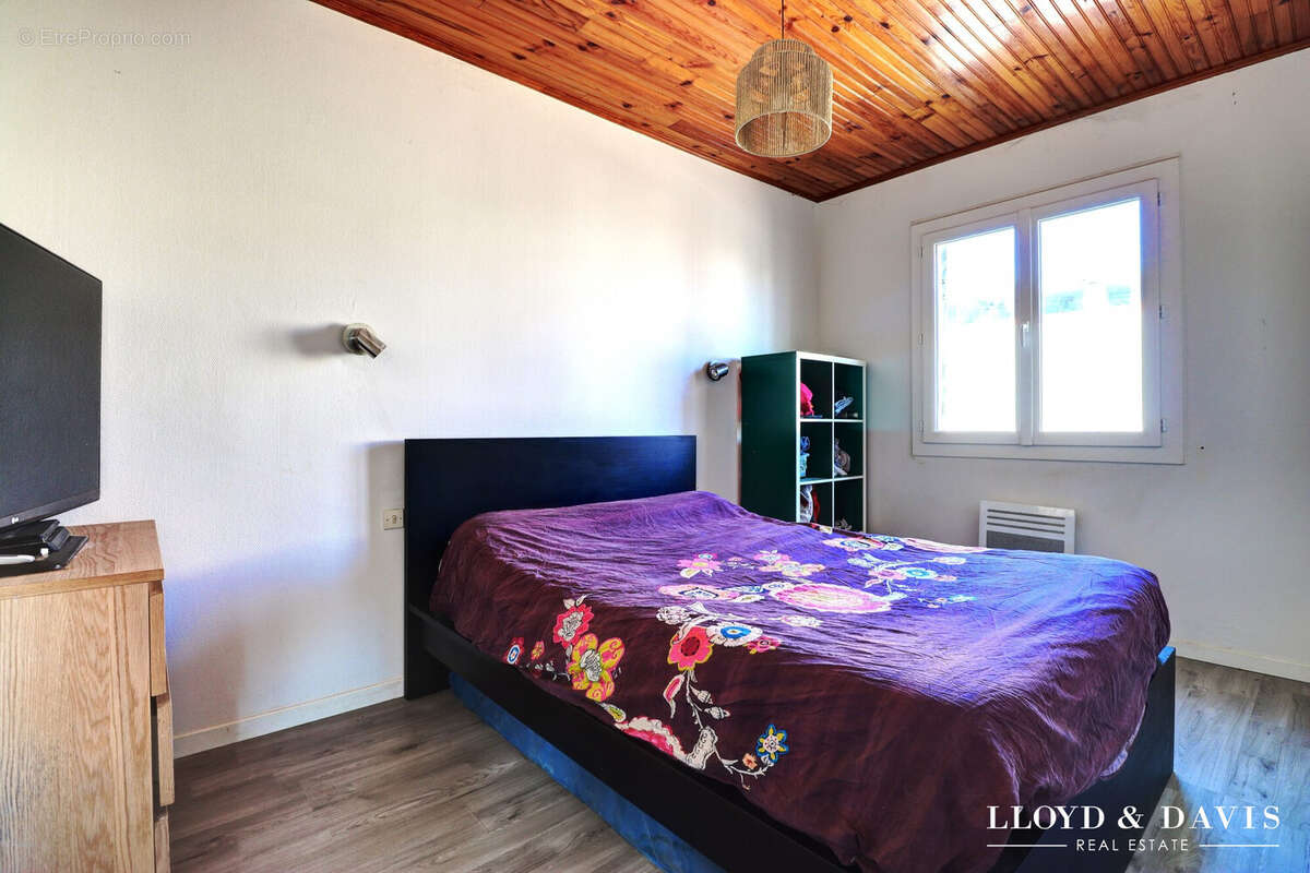 Maison à GARRIGUES-SAINTE-EULALIE