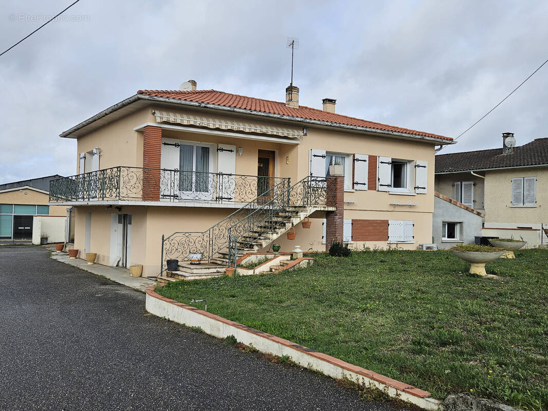 Maison à GONTAUD-DE-NOGARET