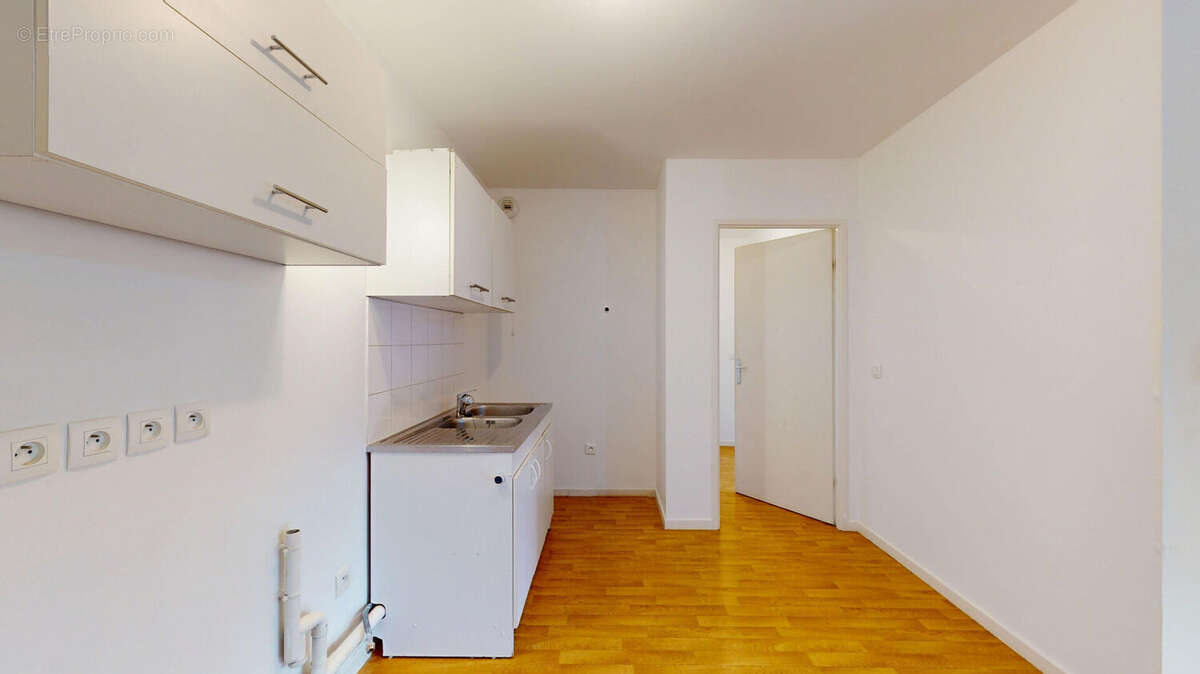 Appartement à FONTENAY-LE-FLEURY