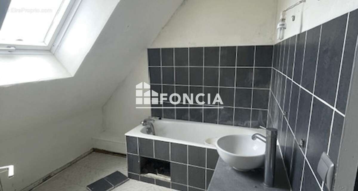 Appartement à ANGERVILLE