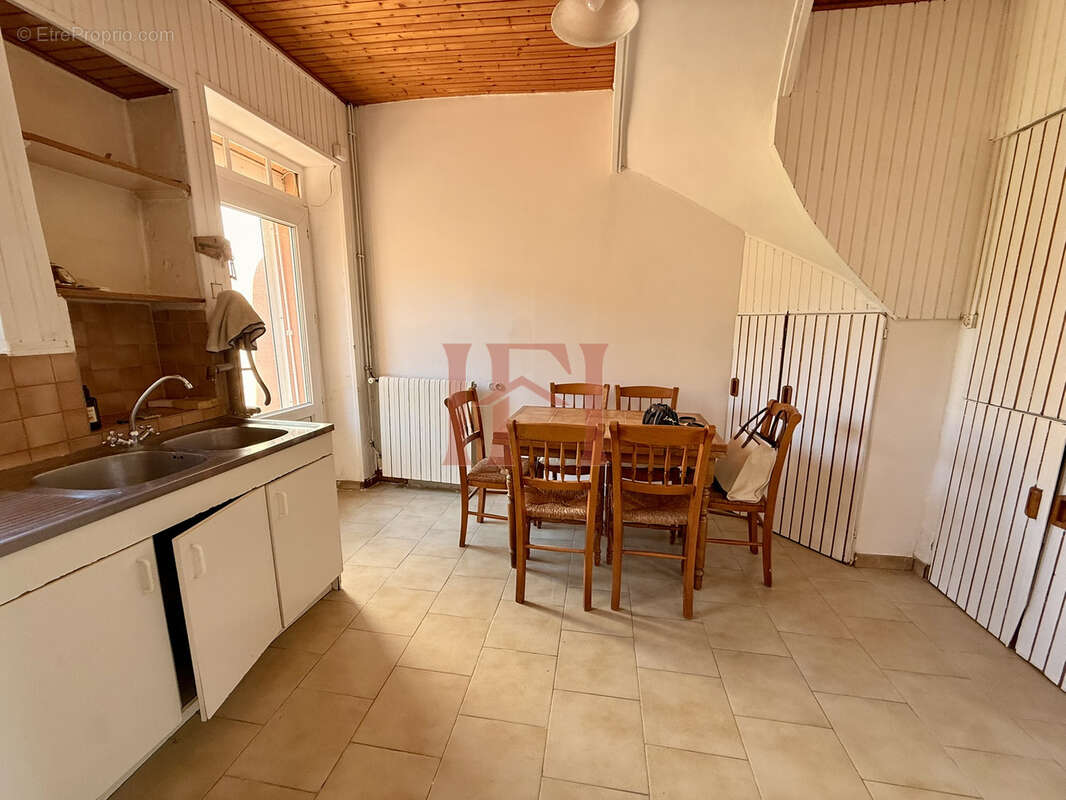 Centre cloyes-les-trois-rivières - maison de ville avec garage et cour privative - photo 4