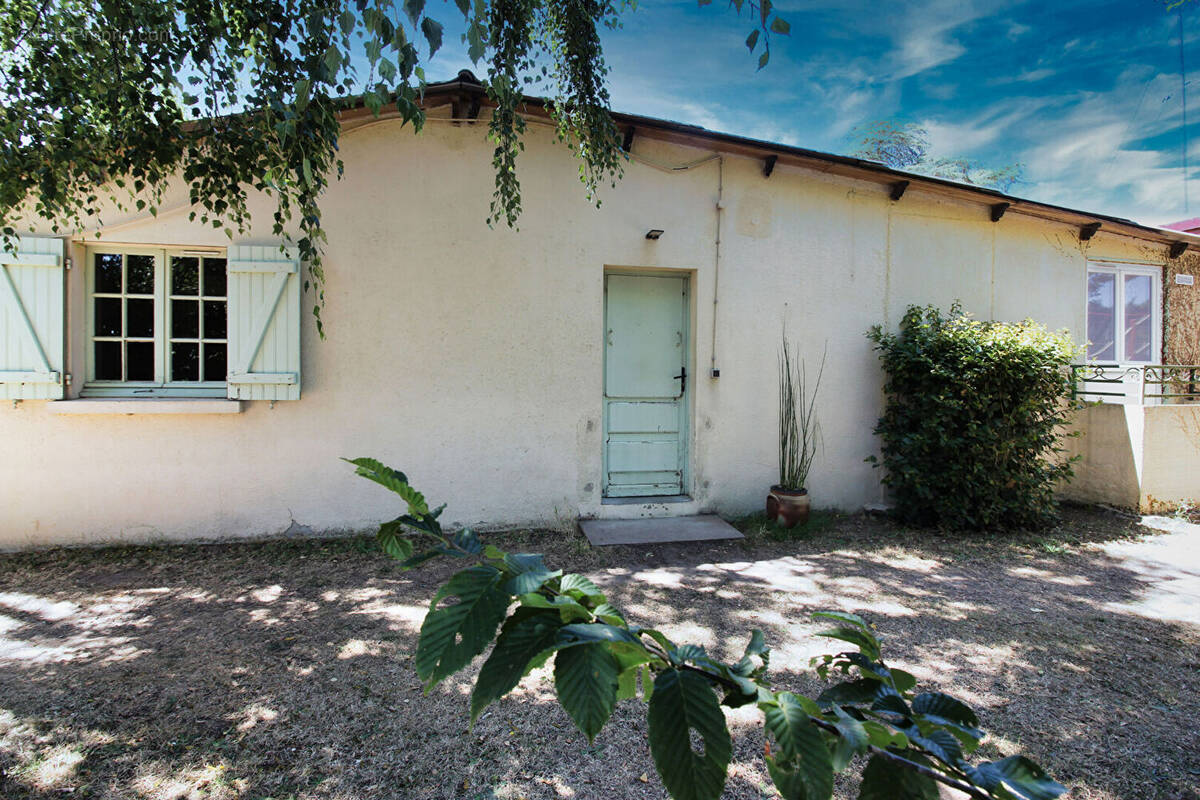 Maison à LES PONTS-DE-CE