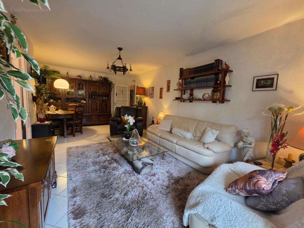 Appartement à ARPAJON