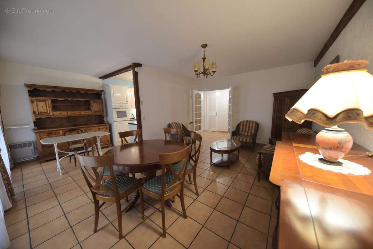 Appartement à VAIRES-SUR-MARNE