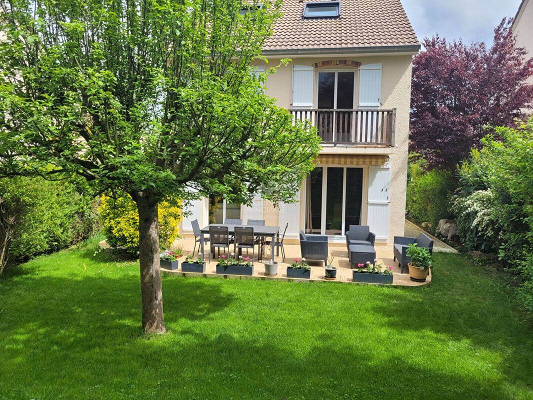Maison à SAINT-GERMAIN-EN-LAYE