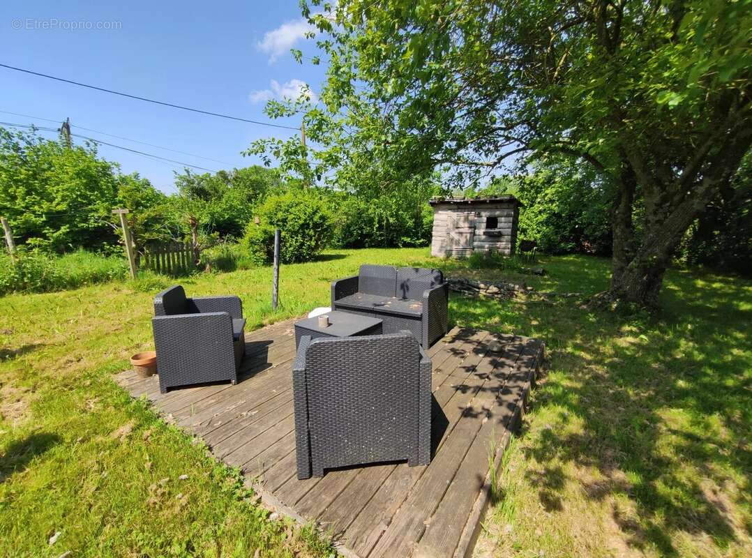 Maison à MONCOUTANT