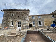 Maison à DIRAC