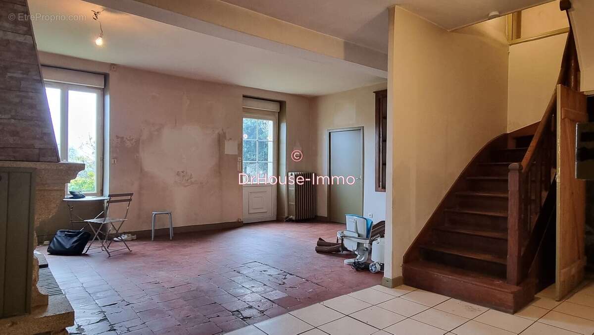 Maison à CREVANT