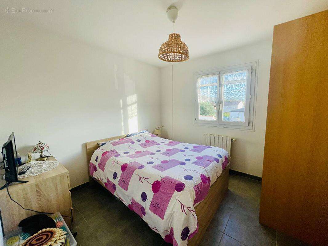 Maison à SAINT-MARTIN-DE-VALGALGUES