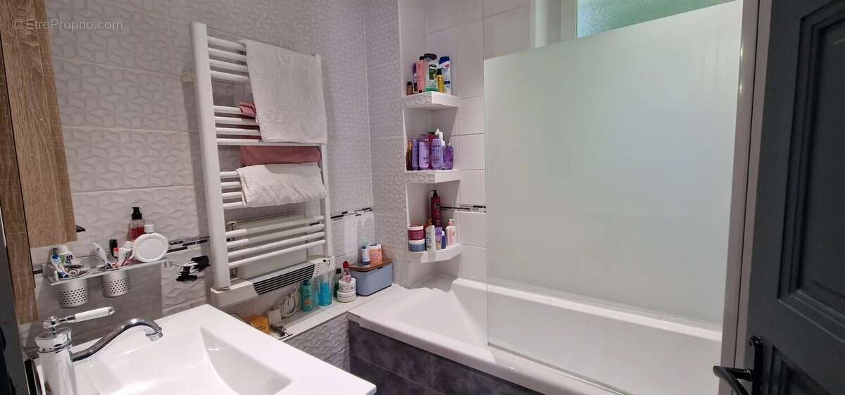 Appartement à CHAUFFAYER