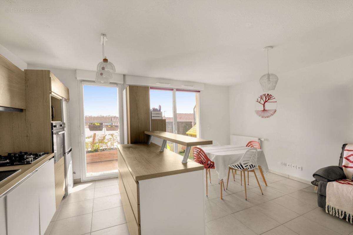 Appartement à SAINT-ORENS-DE-GAMEVILLE