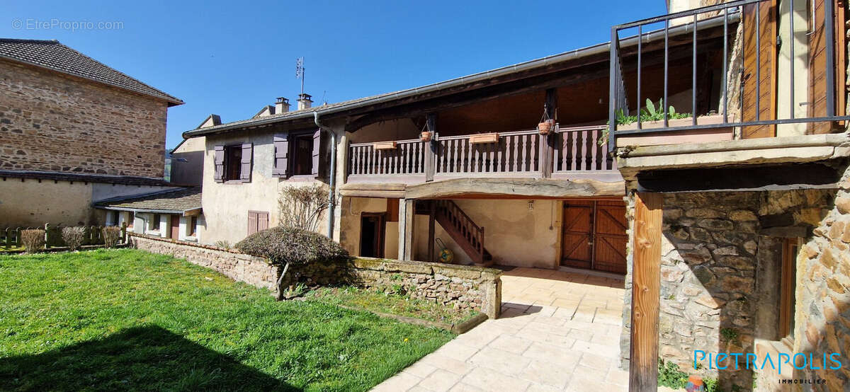 Maison à GRANDRIS