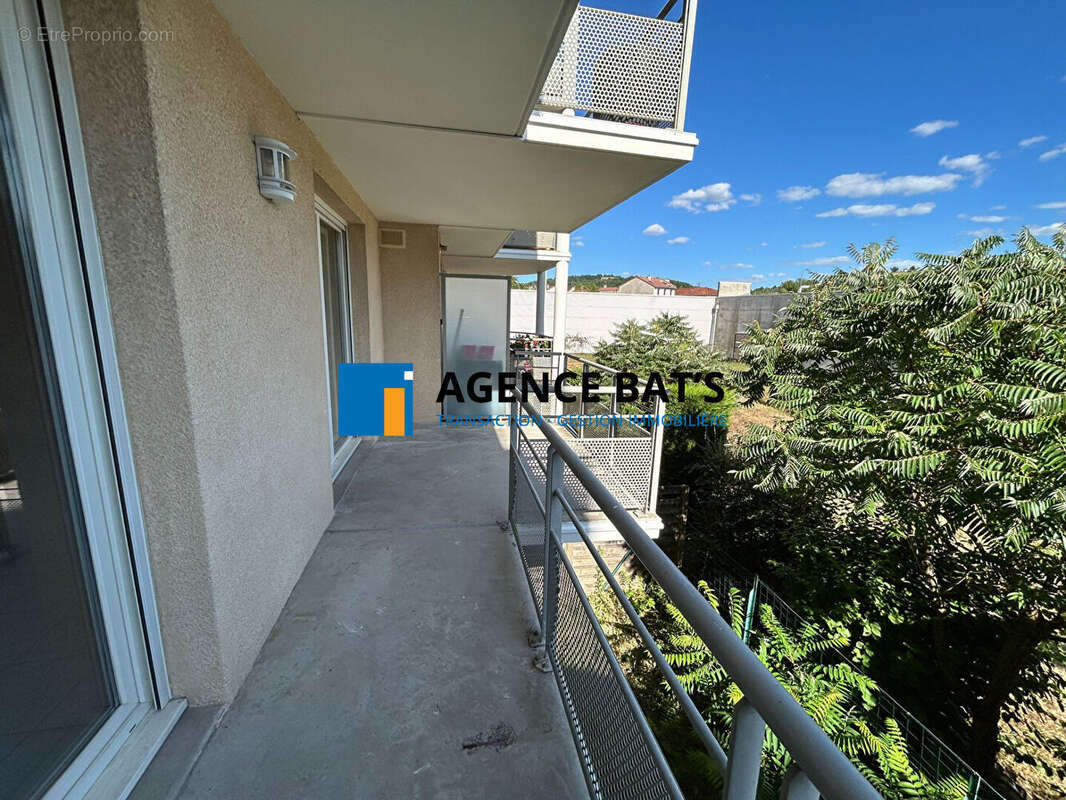 Photo 7 - Appartement à ROCHE-LA-MOLIERE