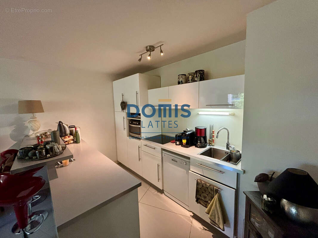 Appartement à LATTES