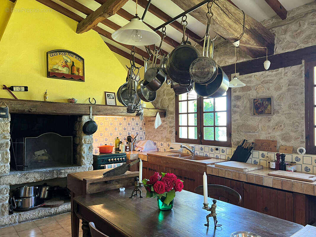 Maison à CASTILLON-LA-BATAILLE