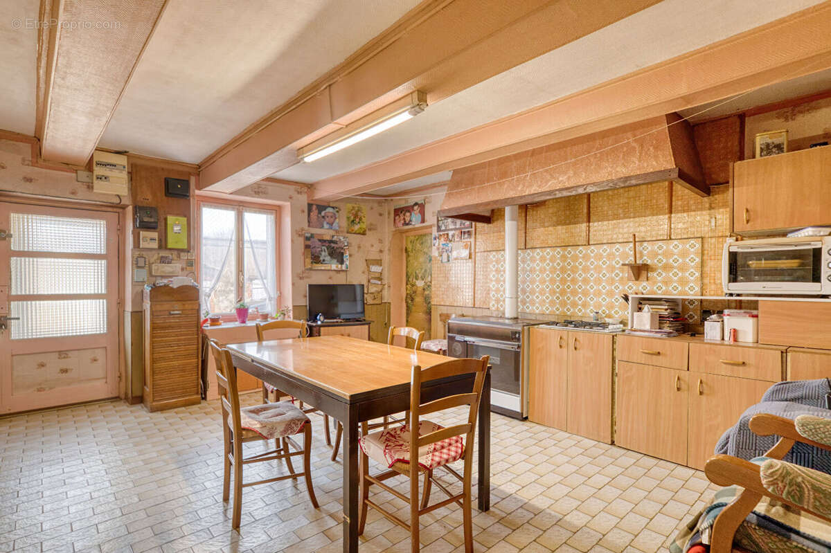 Maison à VILLARS-LES-DOMBES