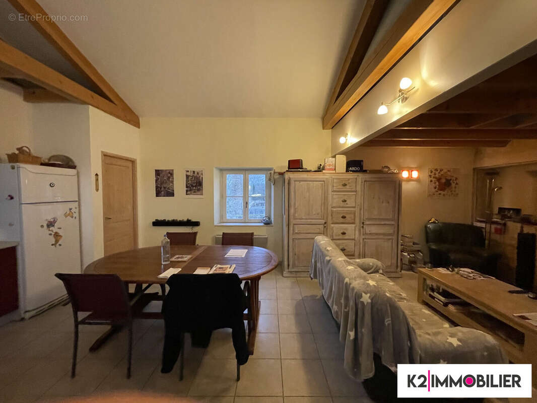 Appartement à MONTBOUCHER-SUR-JABRON