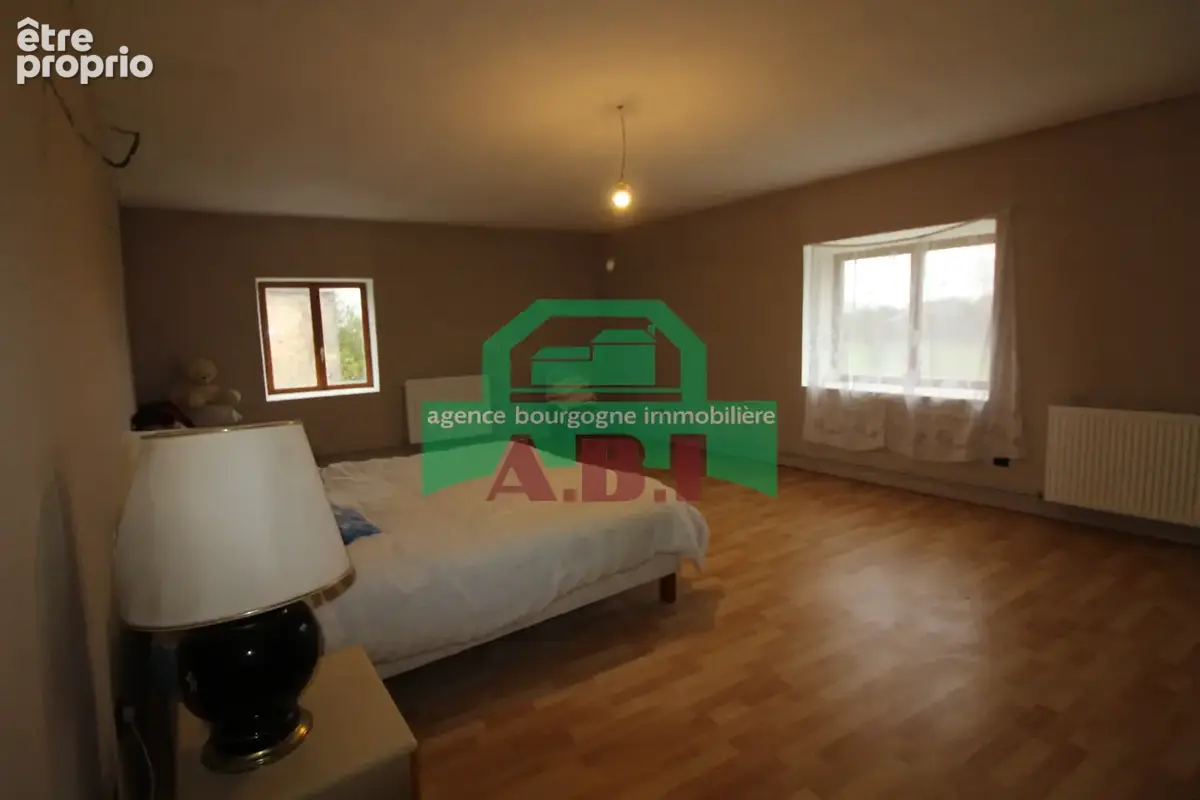 58, 7-8 mns Clamecy - Grande Maison familiale habitable de suite  - 6 chambres sur 4642m2 de terrain. - photo 11