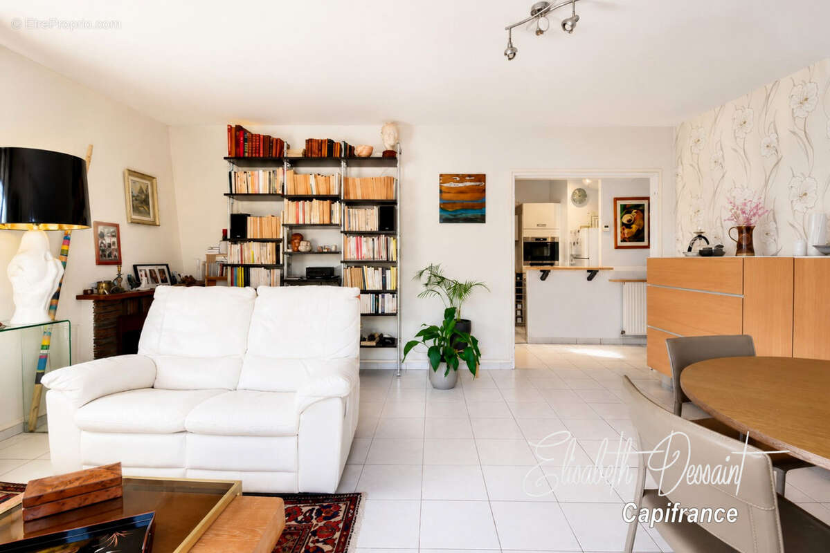 Bayonne – Coup de cœur garanti ! T3 lumineux de 63,5 m² avec grande terrasse - photo 3