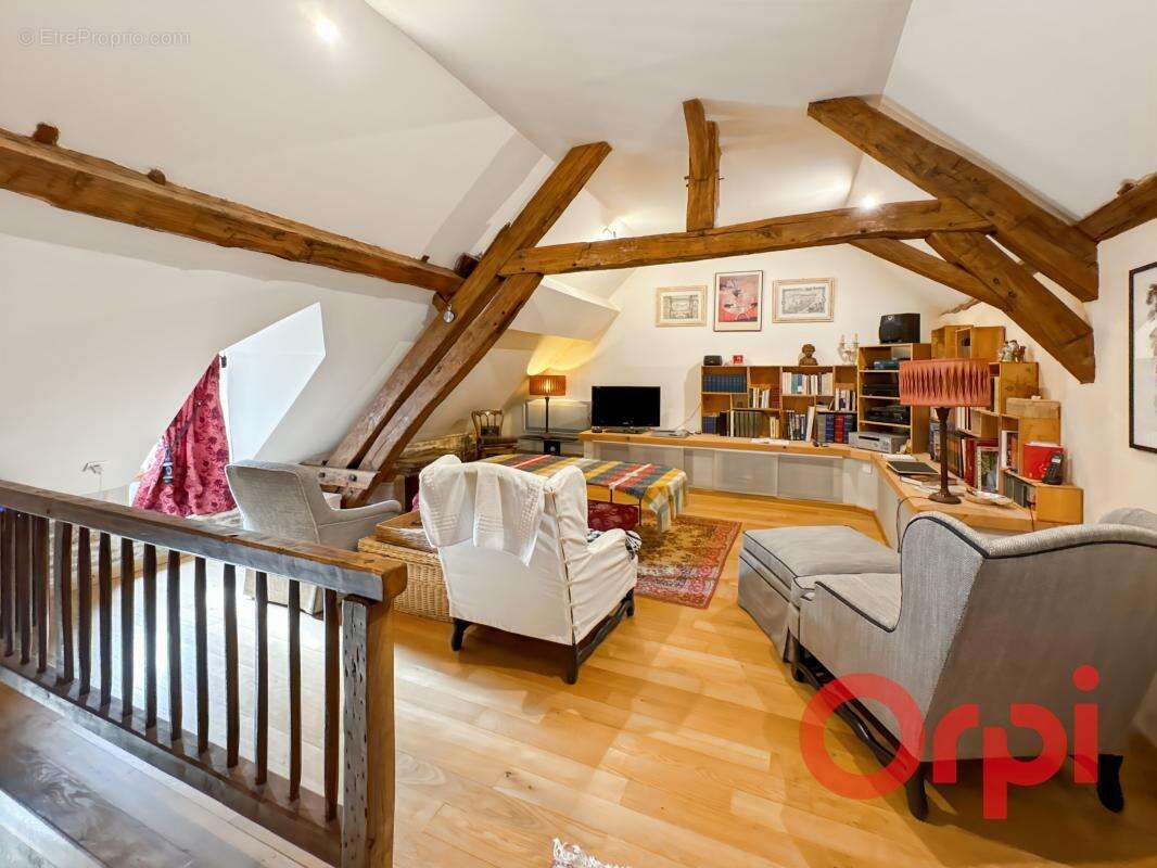 Maison à NEUILLY-EN-DUN