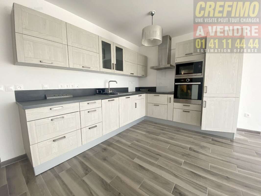 Appartement à COLOMBES