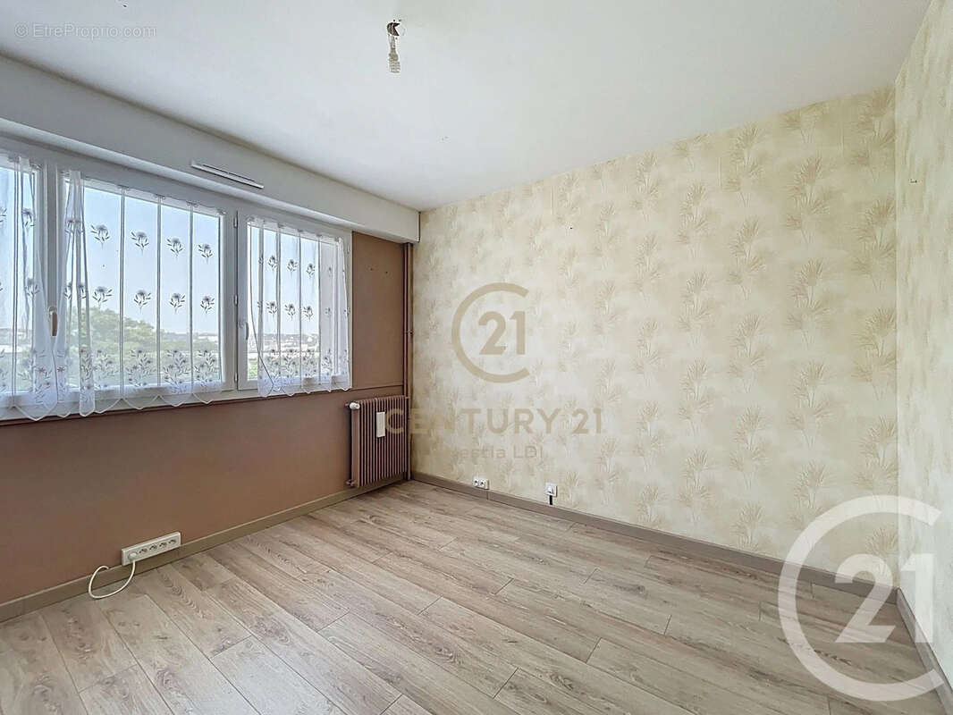 Appartement à LYON-8E