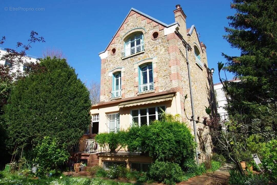 Maison à SAINT-CLOUD