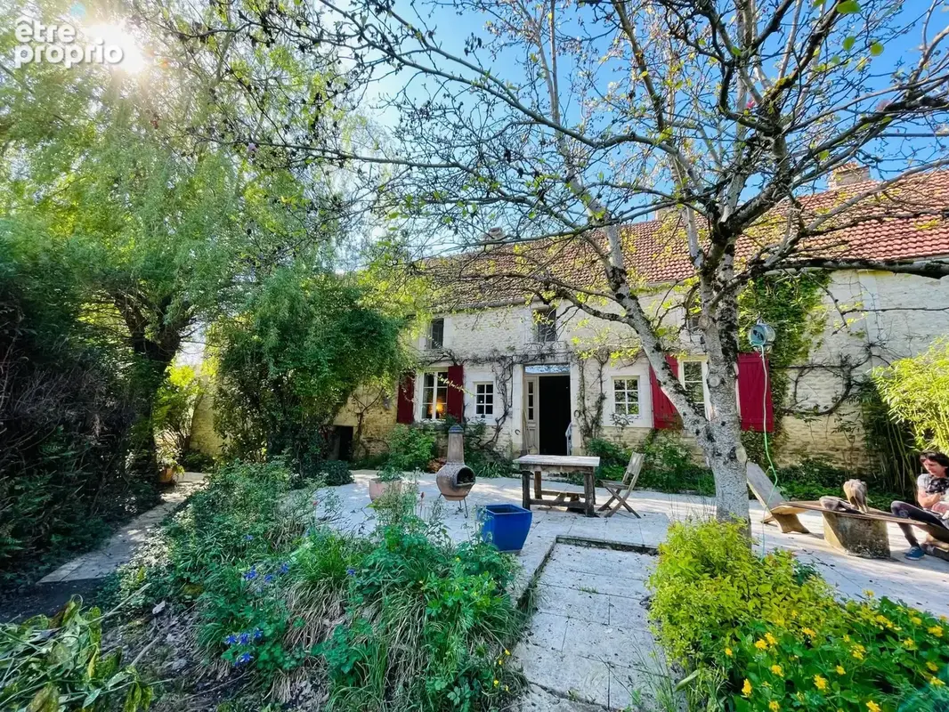 Photo 1 - Maison à ROUVRES-SUR-AUBE