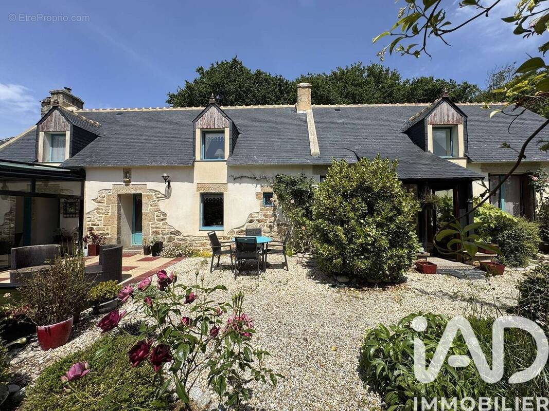 Photo 1 - Maison à BEUZEC-CAP-SIZUN